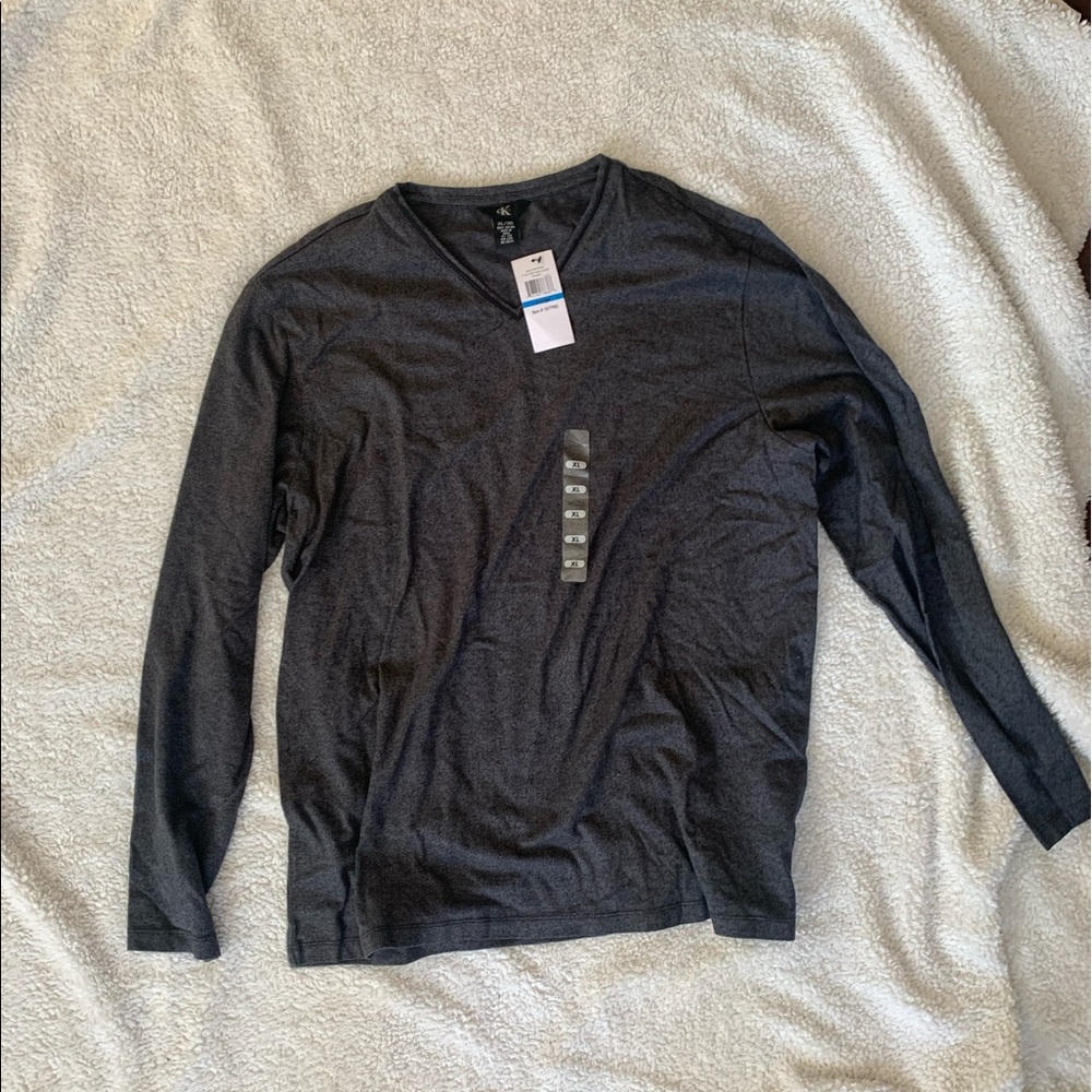 Men’s v neck shirt